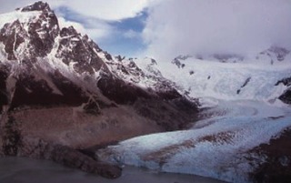 トーレ氷河.jpg